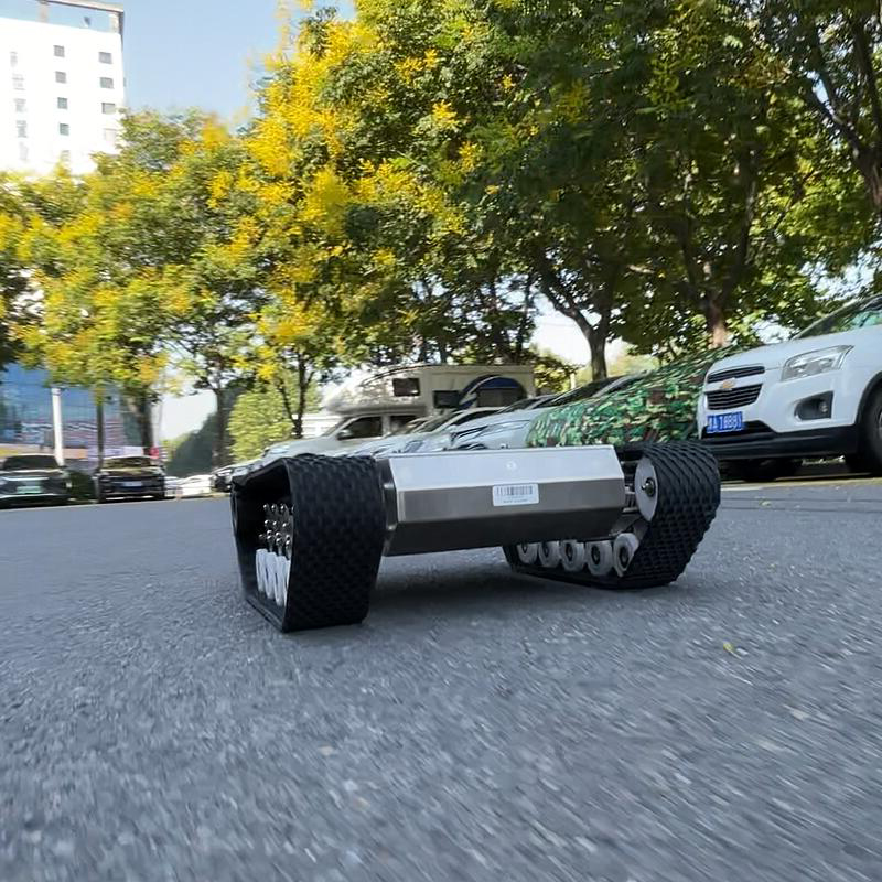 10～20kg積載可能 全地形対応クローラ式ロボットシャーシ - Robot Chassis のレビューと価格